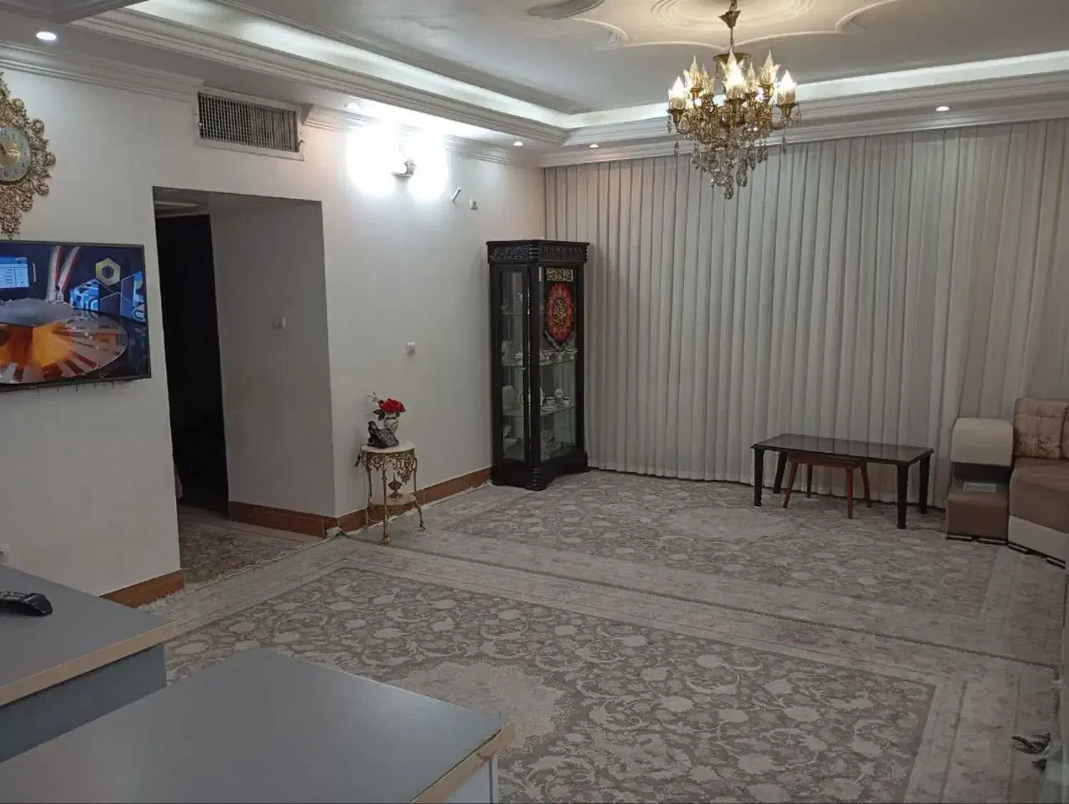 تک واحدی/دو خواب/رو به فضای سبز|اجارهٔ آپارتمان|قم, سعادتی|دیوار