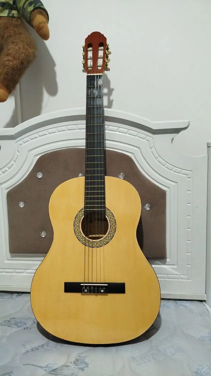 گیتار ملودی|گیتار، بیس، امپلیفایر|همدان, |دیوار