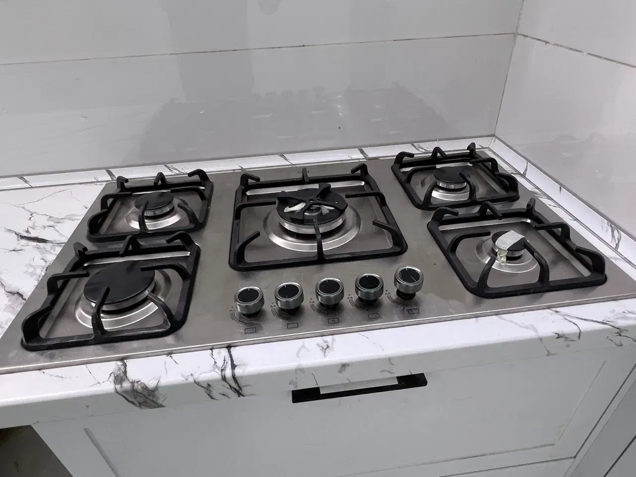 ۵۵متر زیرهمکف فول بازسازی یک خواب مستر در حد نوساز