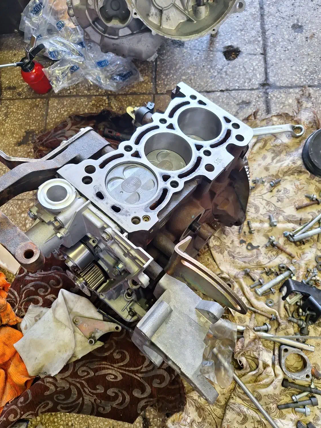 مکانیک ال ۹۰ رنو مگان تخصصی اتو کارلند|خدمات موتور و ماشین|اراک, |دیوار