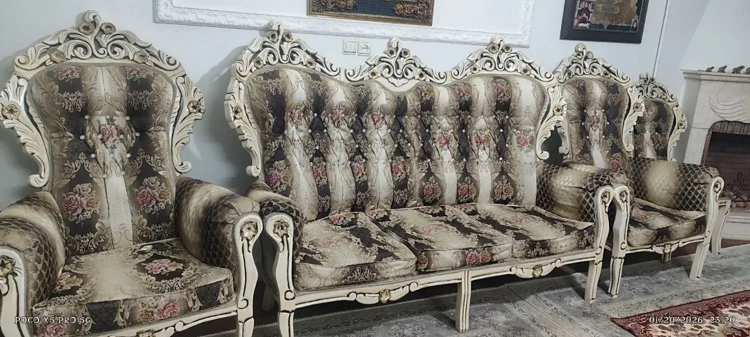 مبلمان|مبلمان خانگی و میز عسلی|گلبهار, شهر جدید گلبهار|دیوار