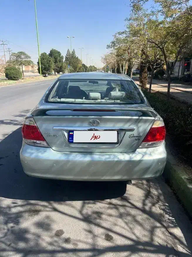 کمری گرند ۶سیلندر اتوماتیک تقریبا دور رنگ|خودرو سواری و وانت|اصفهان, کوی راه حق|دیوار