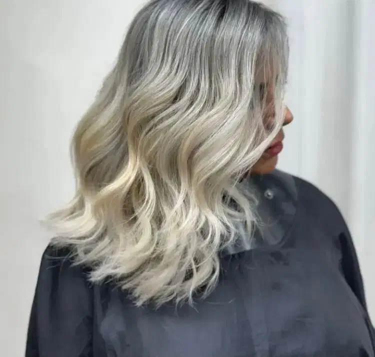 اموزش تخصصی زیبایی ارایش و پیرایش با مدرک فنی حرفه|خدمات آموزشی|مشهد, الهیه|دیوار