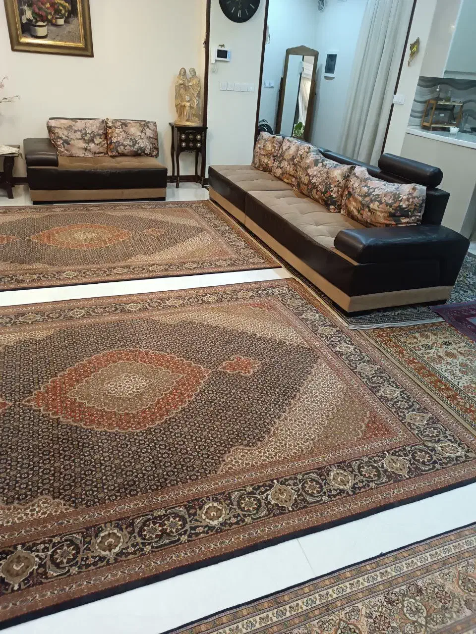 مبل ۷ نفره برند اسکیر|مبلمان خانگی و میز عسلی|تهران, چوب تراش|دیوار