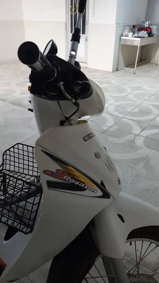 موتور ویو|موتورسیکلت|نیشابور, بلوار گلها|دیوار