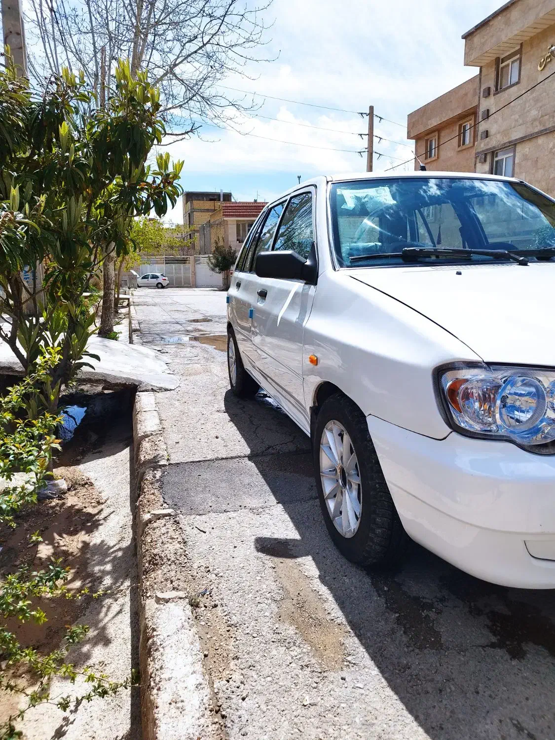 111|خودرو سواری و وانت|صدرا-فارس, فاز ۱|دیوار