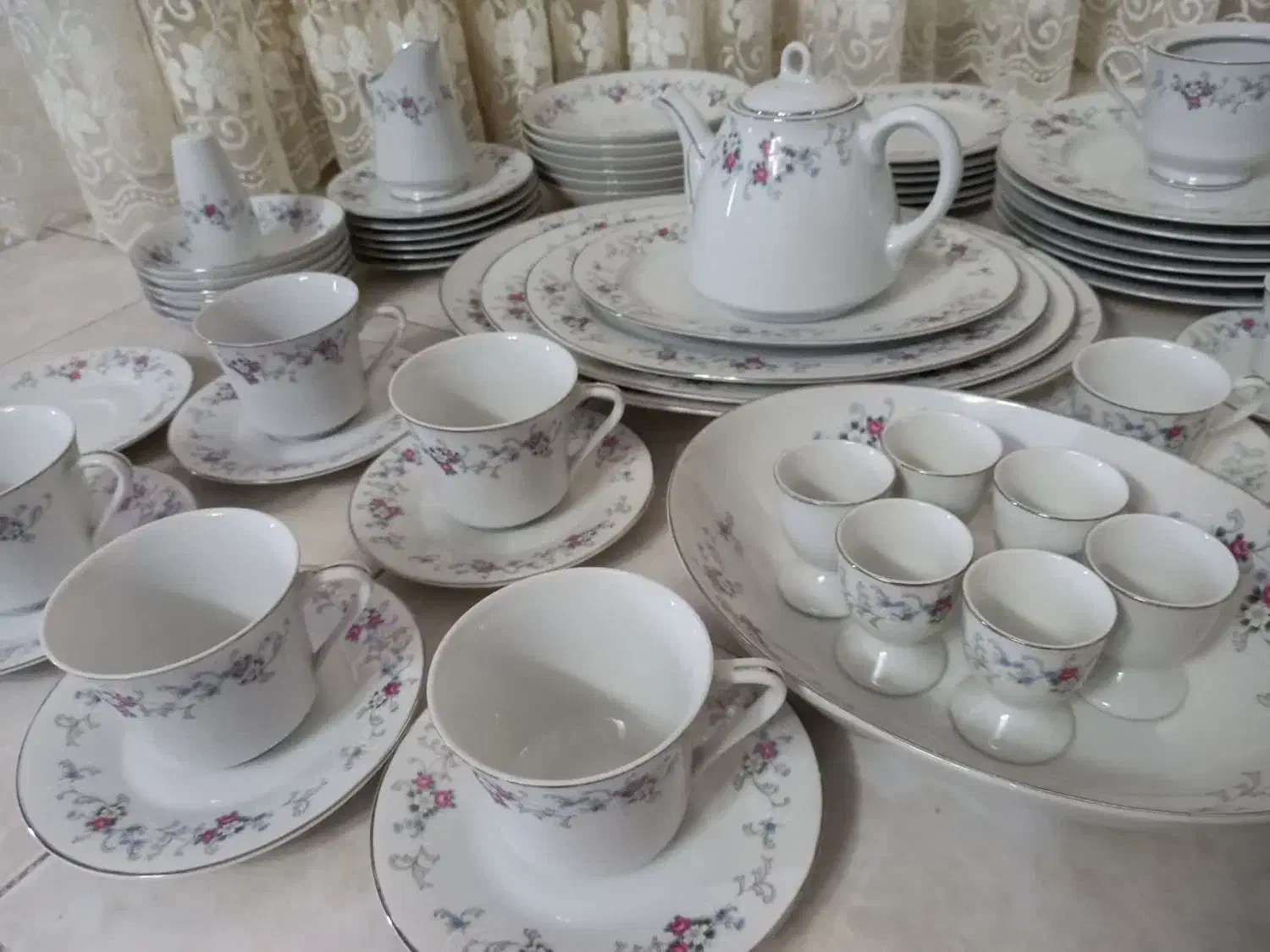 سرویس چینی اصل ژاپن خیلی خیلی قدیمی نو|ظروف سرو و پذیرایی|ری, هاشم‌آباد|دیوار