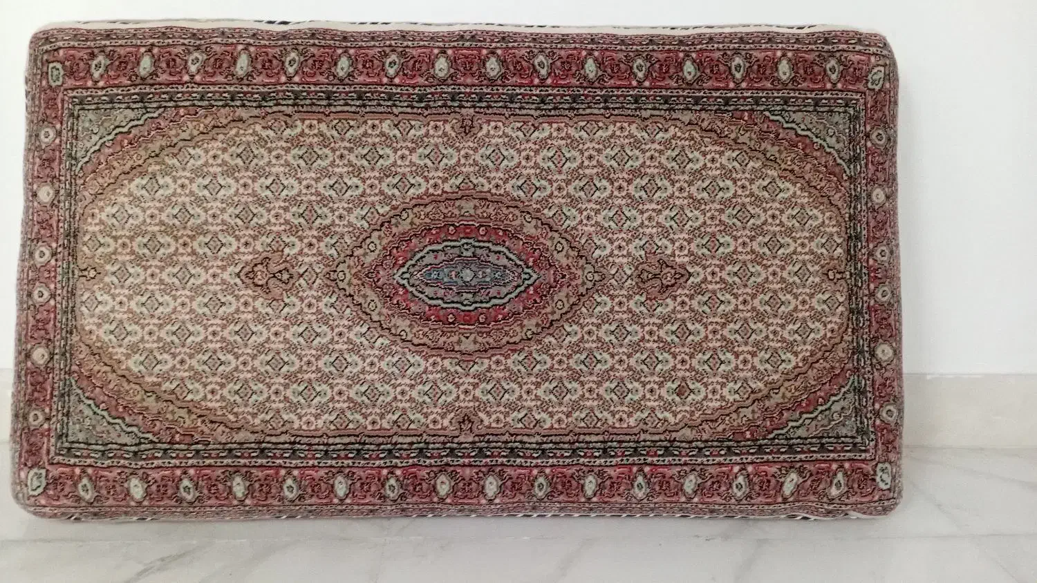 پشتی دیواری جدید با روکش فرش ماشینی|پشتی|رشت, دیانتی|دیوار