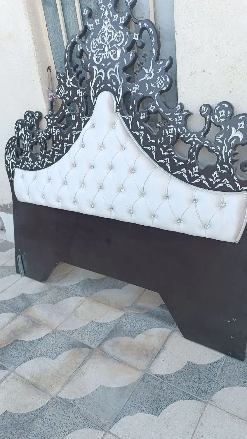 سرویس خواب تمیز و نو|تخت و سرویس خواب|جویم, |دیوار