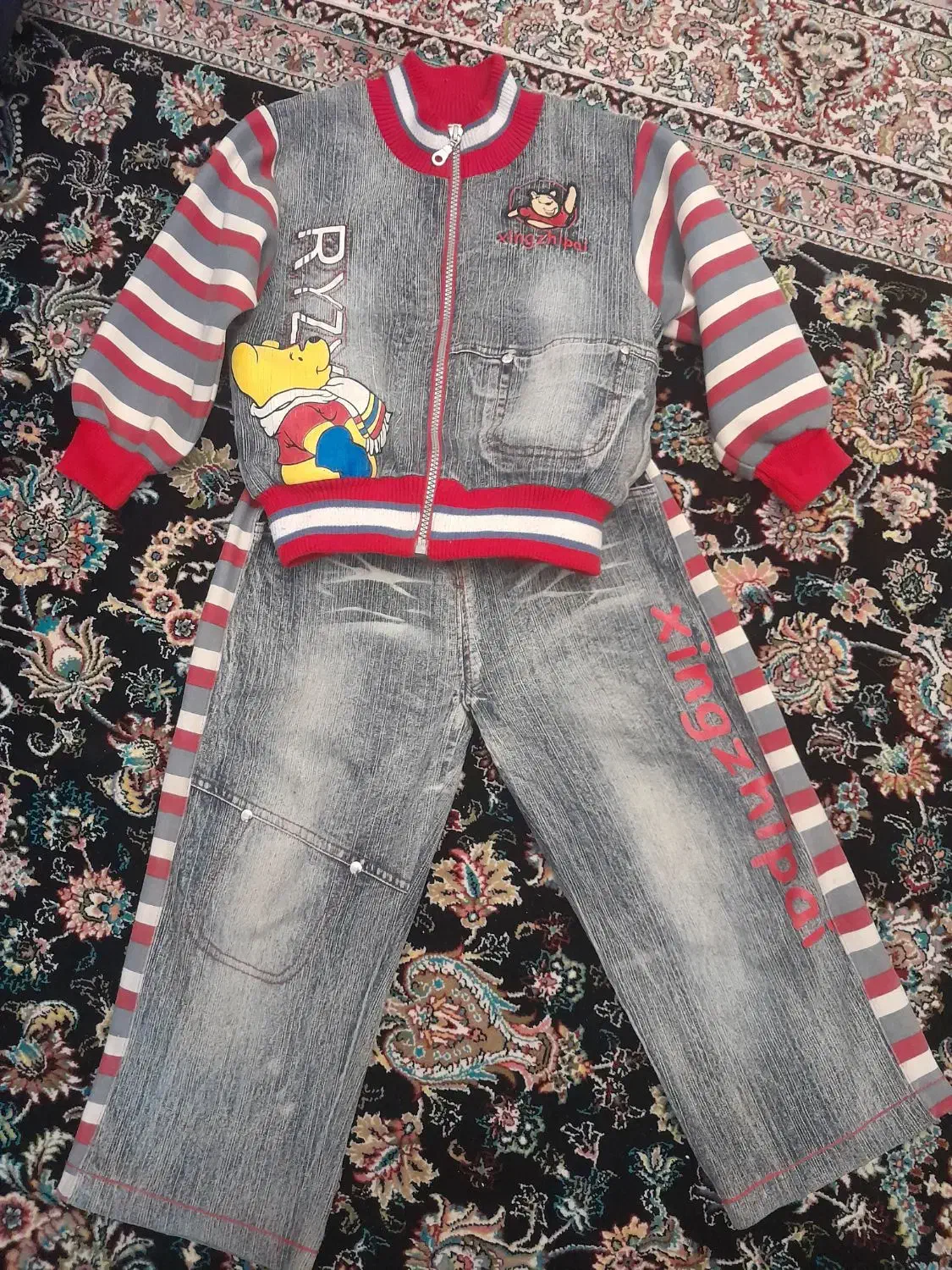 تعدادی لباس بچگانه دخترانه واسپرت|کفش و لباس بچه|وحیدیه, |دیوار