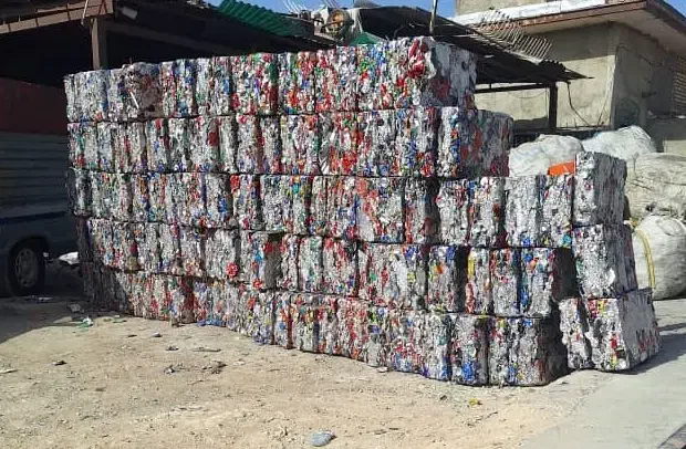 ضایعات آلومینیوم و سرب|خدمات پیشه و مهارت|ساوه, |دیوار