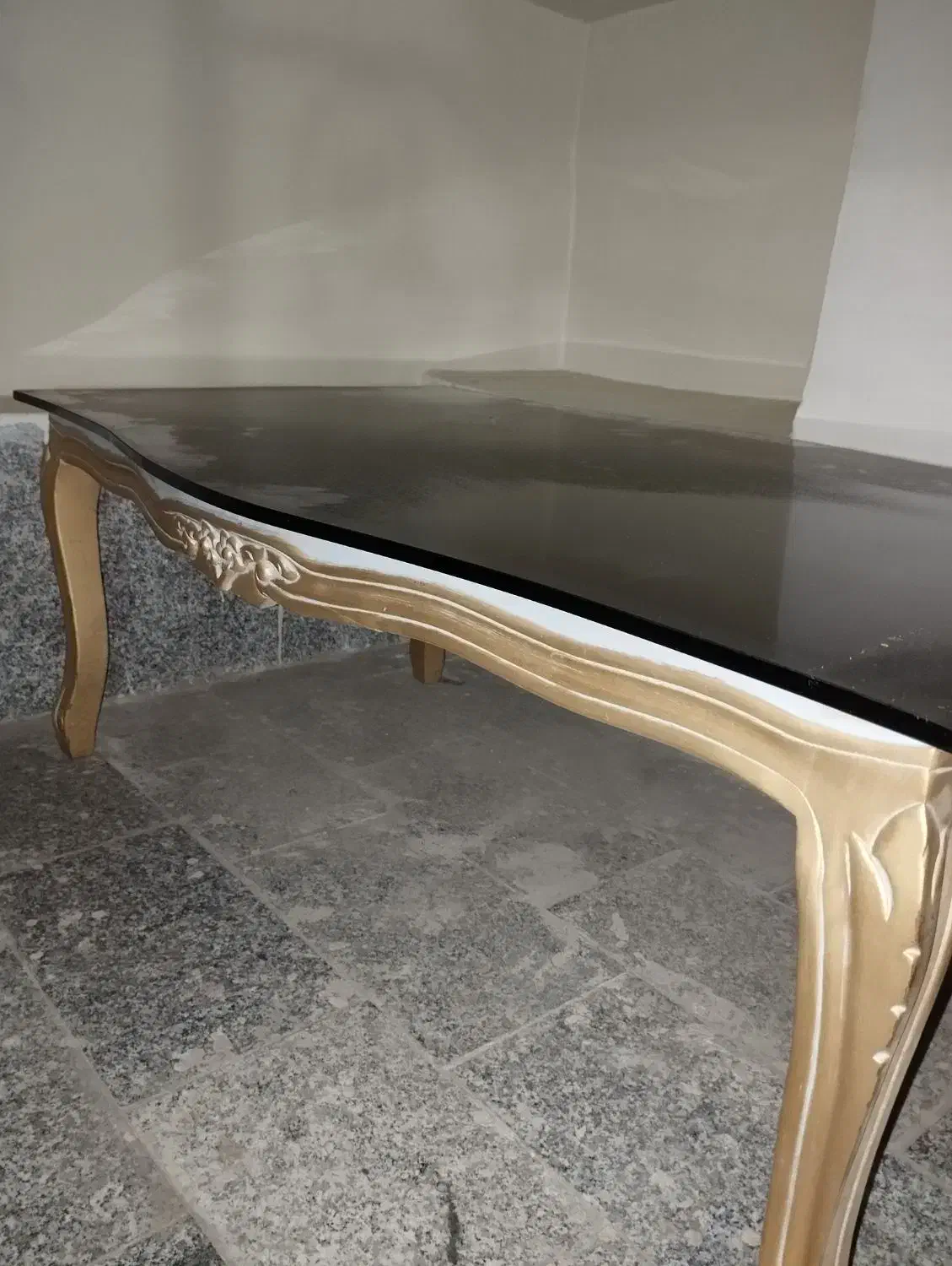 میز وسط|مبلمان خانگی و میز عسلی|فولادشهر, مسکن مهر فولادشهر|دیوار