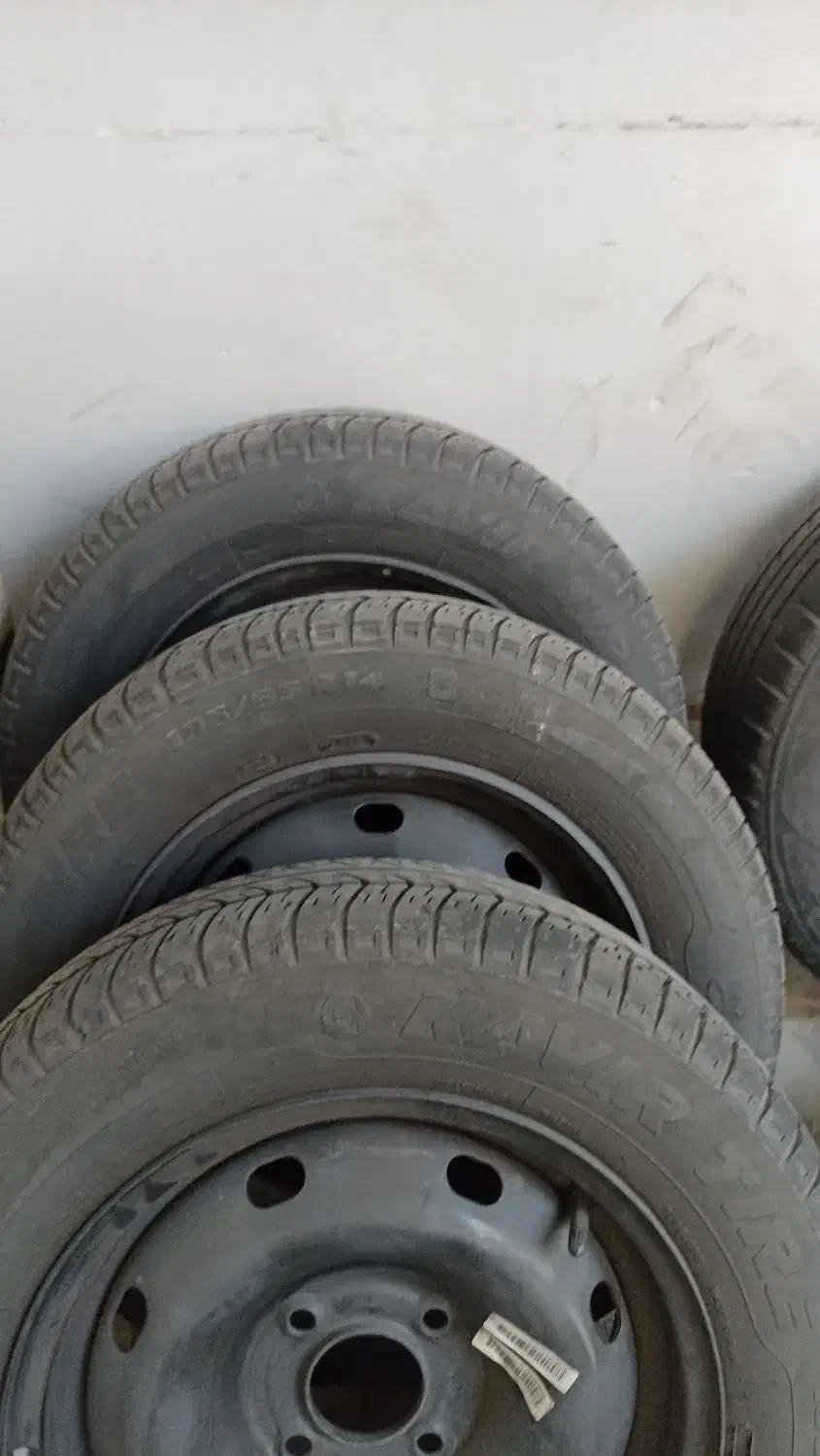 رینگ و لاستیک 14 و طاقچه|قطعات یدکی و لوازم جانبی|تهران, نصرت|دیوار