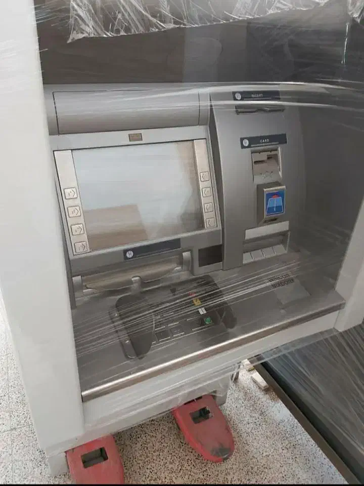 خودپرداز سالنی و دیواری ،کش لس|فروشگاه و مغازه|شیراز, کوی زهرا|دیوار