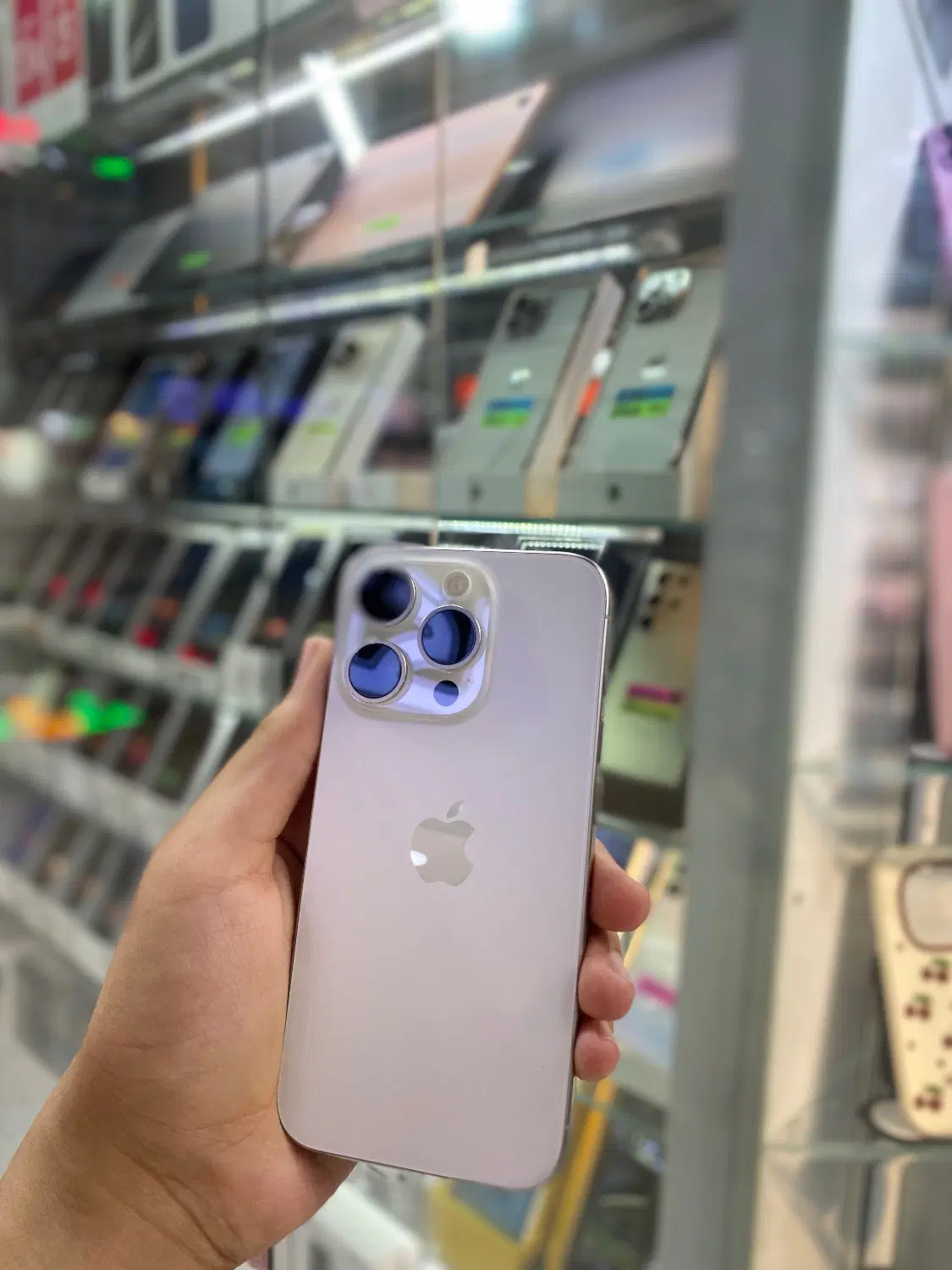 ایفون 15Pro بدون ریجستر|موبایل|مشهد, جنت|دیوار