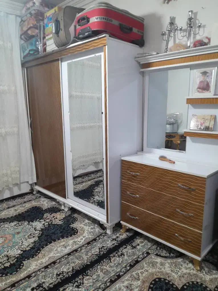 کمد و میز ارایش|جاکفشی، کمد، دراور|ارومیه, |دیوار