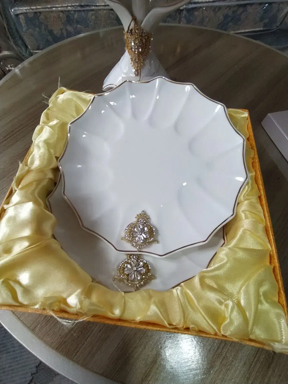 شیرینی خوری لوکس وزیبا|ظروف سرو و پذیرایی|نجفآباد, یزدانشهر|دیوار