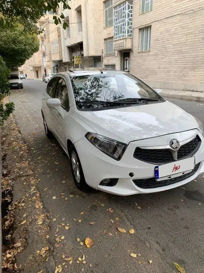 برلیانس ۲۲۰ اتومات|خودرو سواری و وانت|تبریز, |دیوار