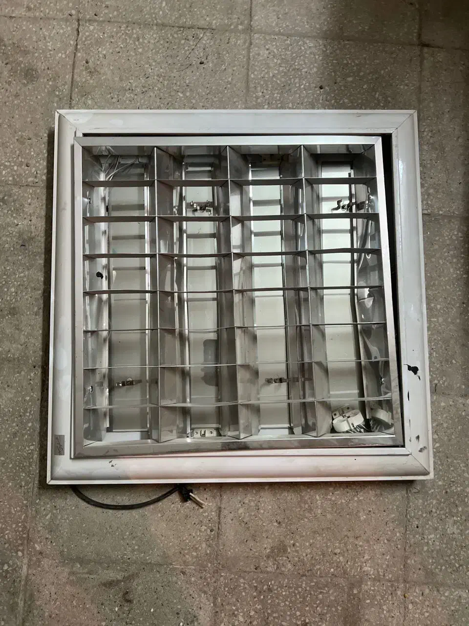 لامپ(مهتابی) سقفی|لامپ و چراغ|یزد, |دیوار