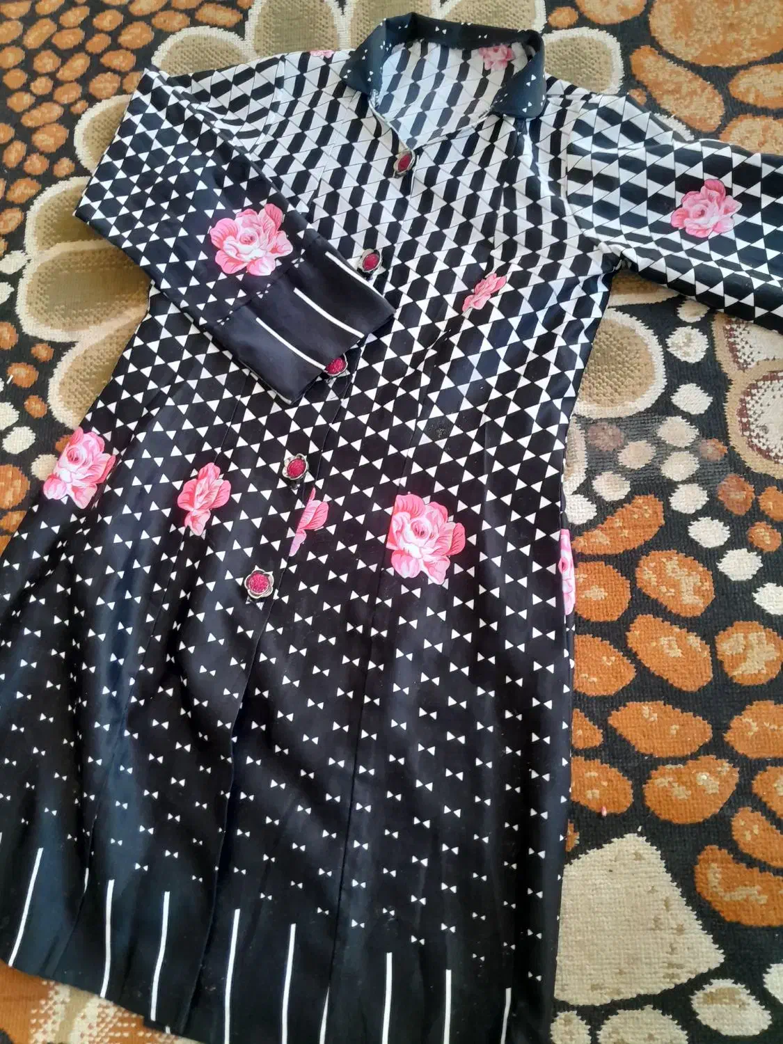 لباس|لباس|مه ولات, |دیوار