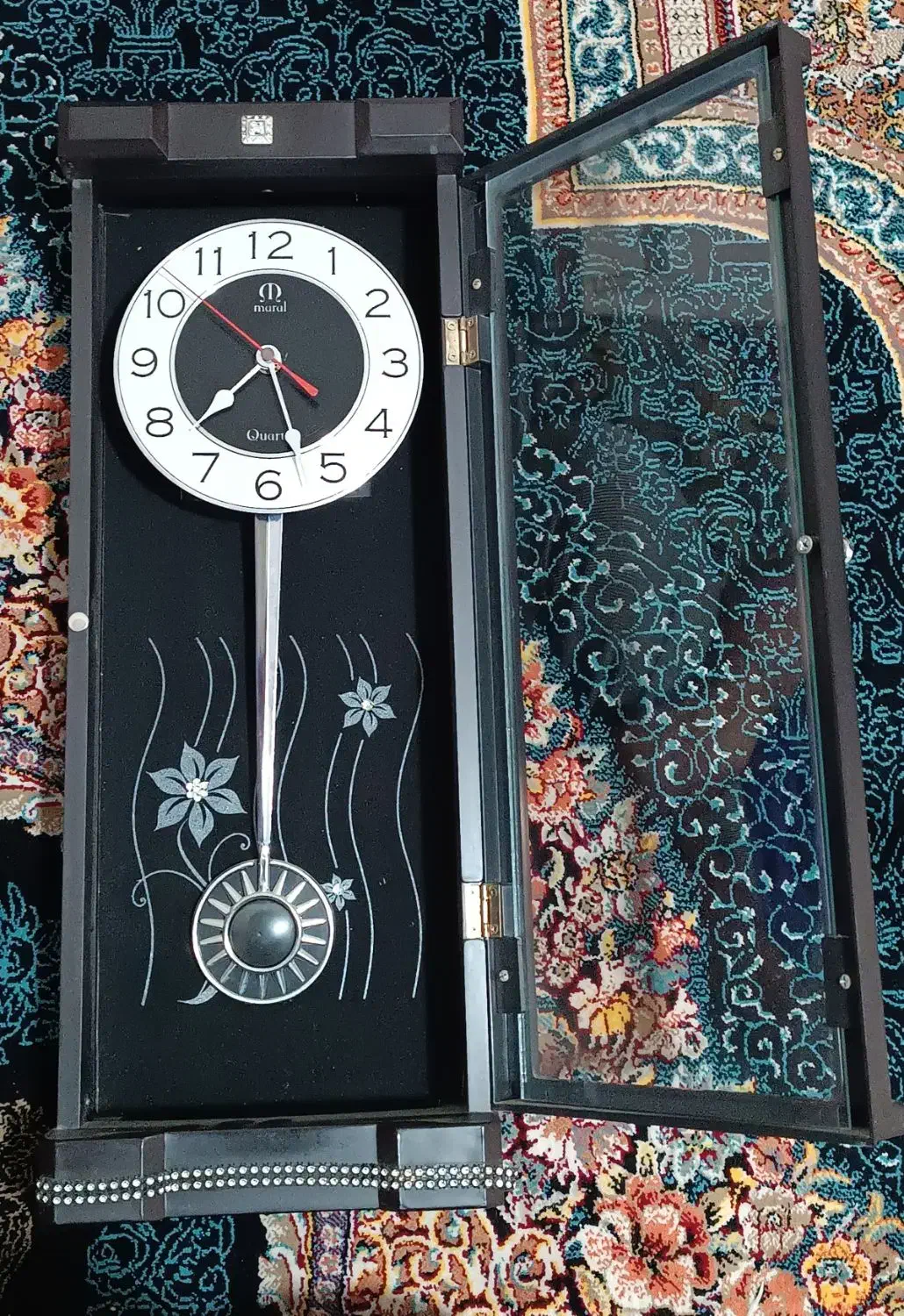 ساعت دیواری پاندول دار تمیز و سالم|ساعت دیواری و تزئینی|قرچک, باقرآباد|دیوار
