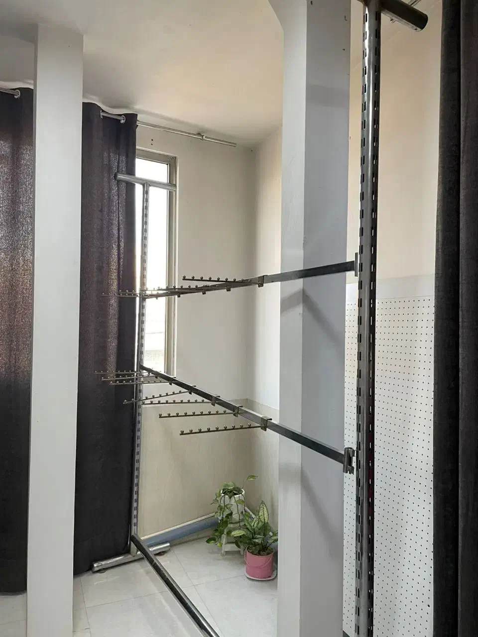 رگال لباس|فروشگاه و مغازه|مشهد, ایثار|دیوار