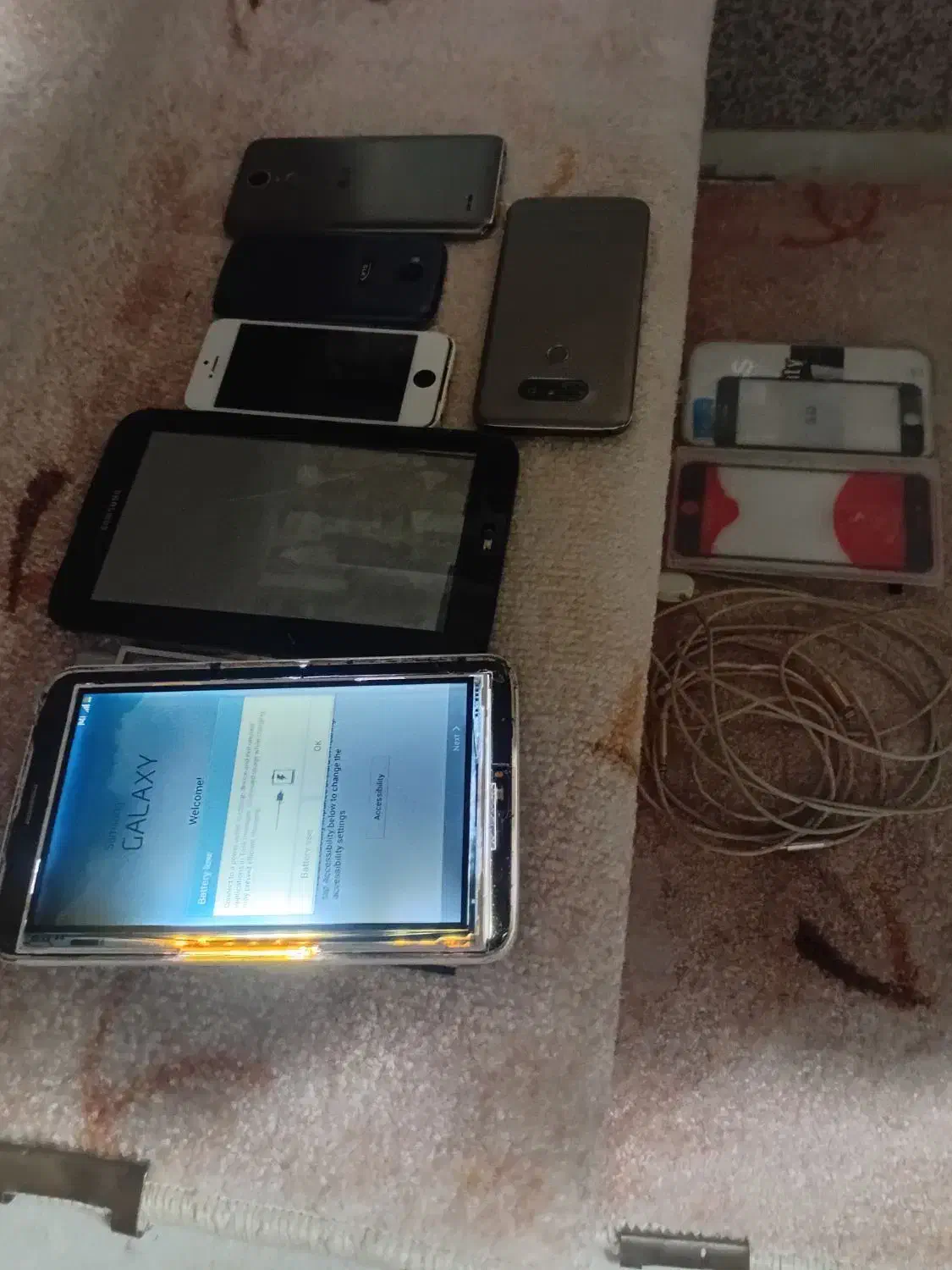 لوازم گوشی در حد سالم واوراقی همشون ۲تومان|تبلت|ارومیه, |دیوار