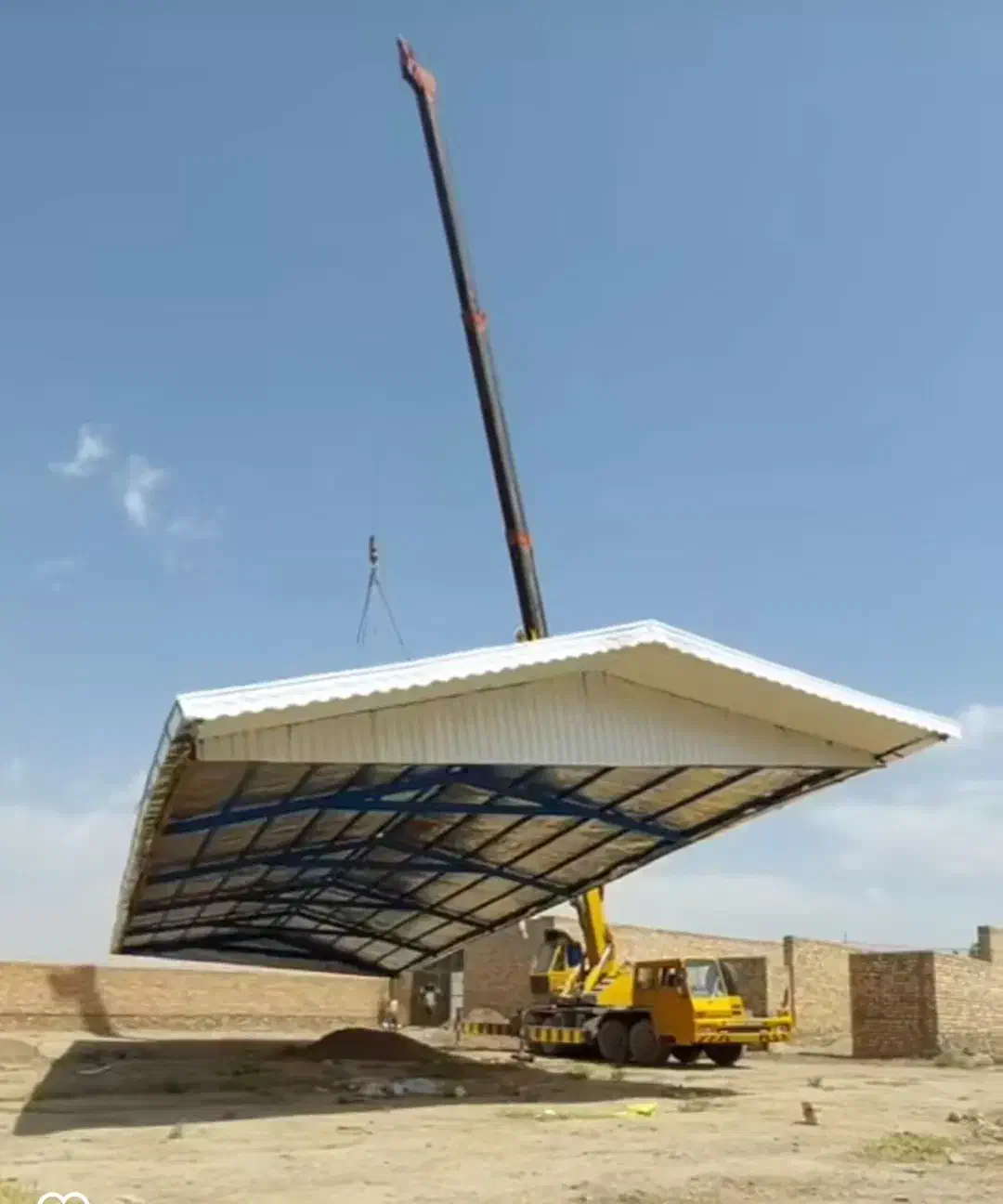 جوشکاری برشکاری نصب شیروانی لوله کشی سوله هوا برش|خدمات پیشه و مهارت|ساوه, |دیوار