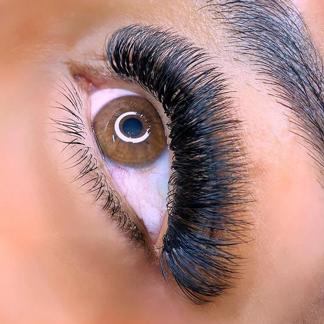 اجاره میز ناخن و تخت مژه|استخدام درمانی، زیبایی، بهداشتی|تهران, پرستار|دیوار