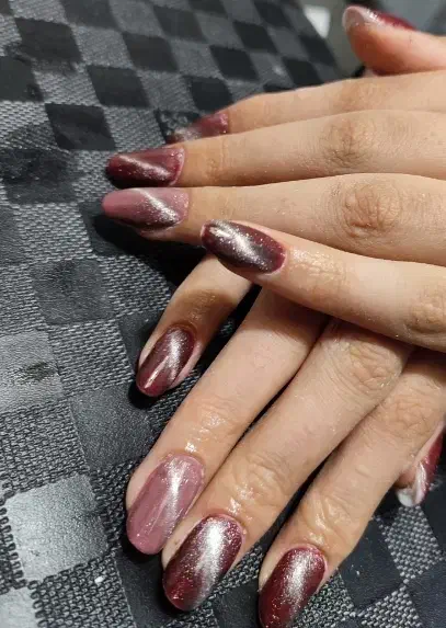 کاشت ناخن|خدمات آرایشگری و زیبایی|خمینی‌شهر, |دیوار