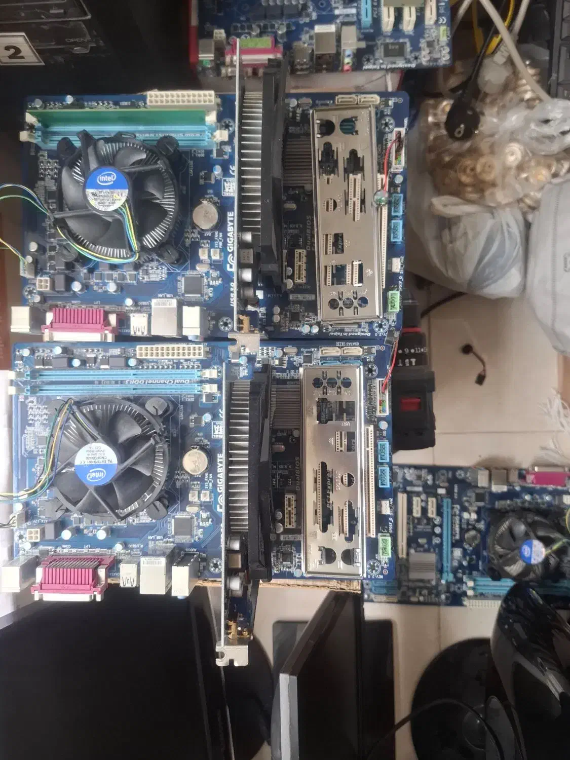 فروش باندل p61 به همراه گرافیک ۲|قطعات و لوازم جانبی رایانه|شیراز, شهرک ولیعصر|دیوار