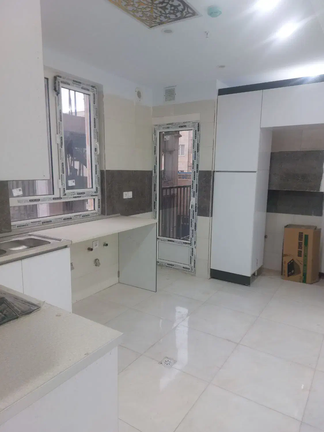 ۷۵ متر دوخوابه فول امکانات