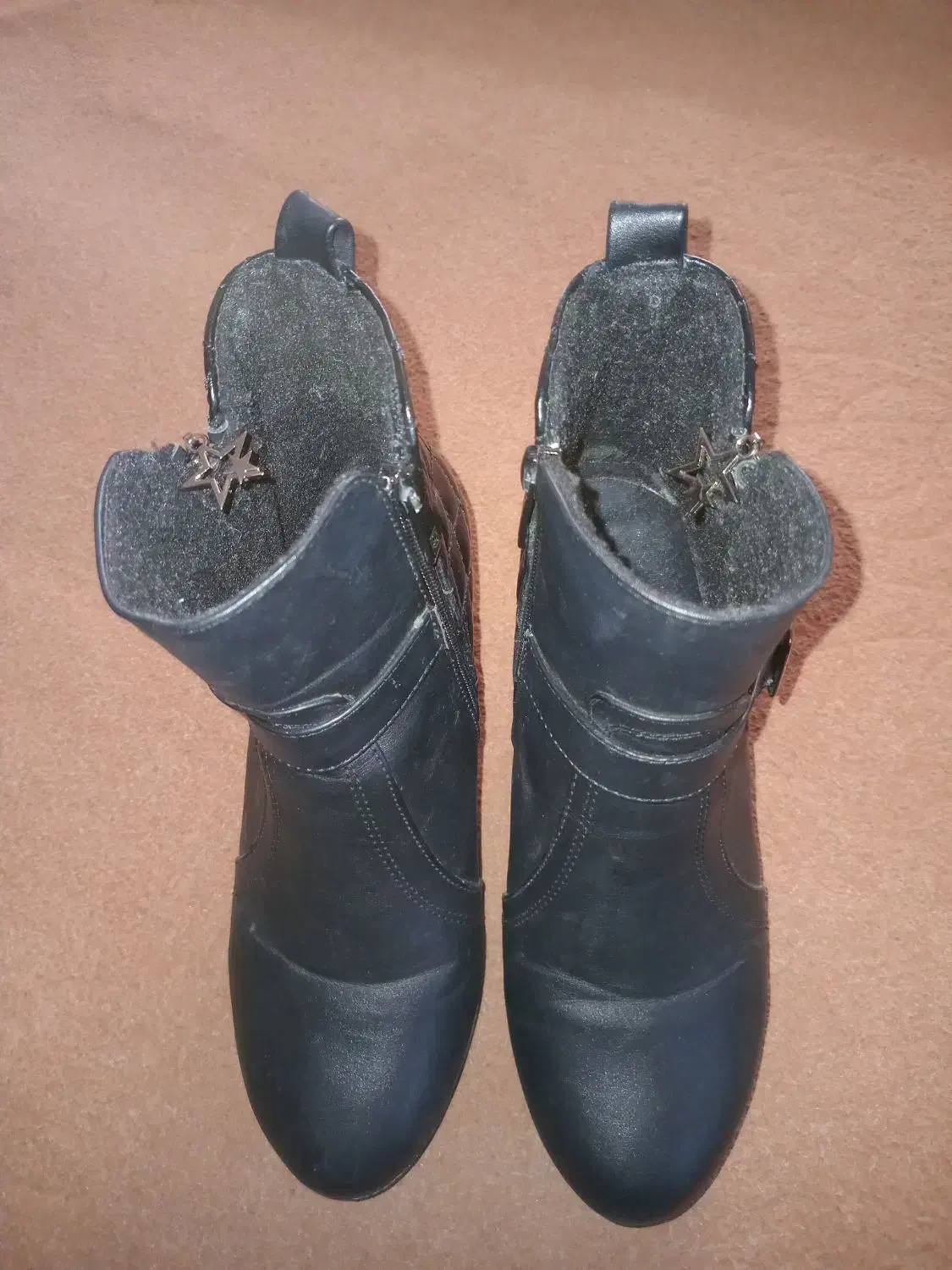 نیم پوتین زنانه|کیف، کفش، کمربند|شاهین دژ, |دیوار