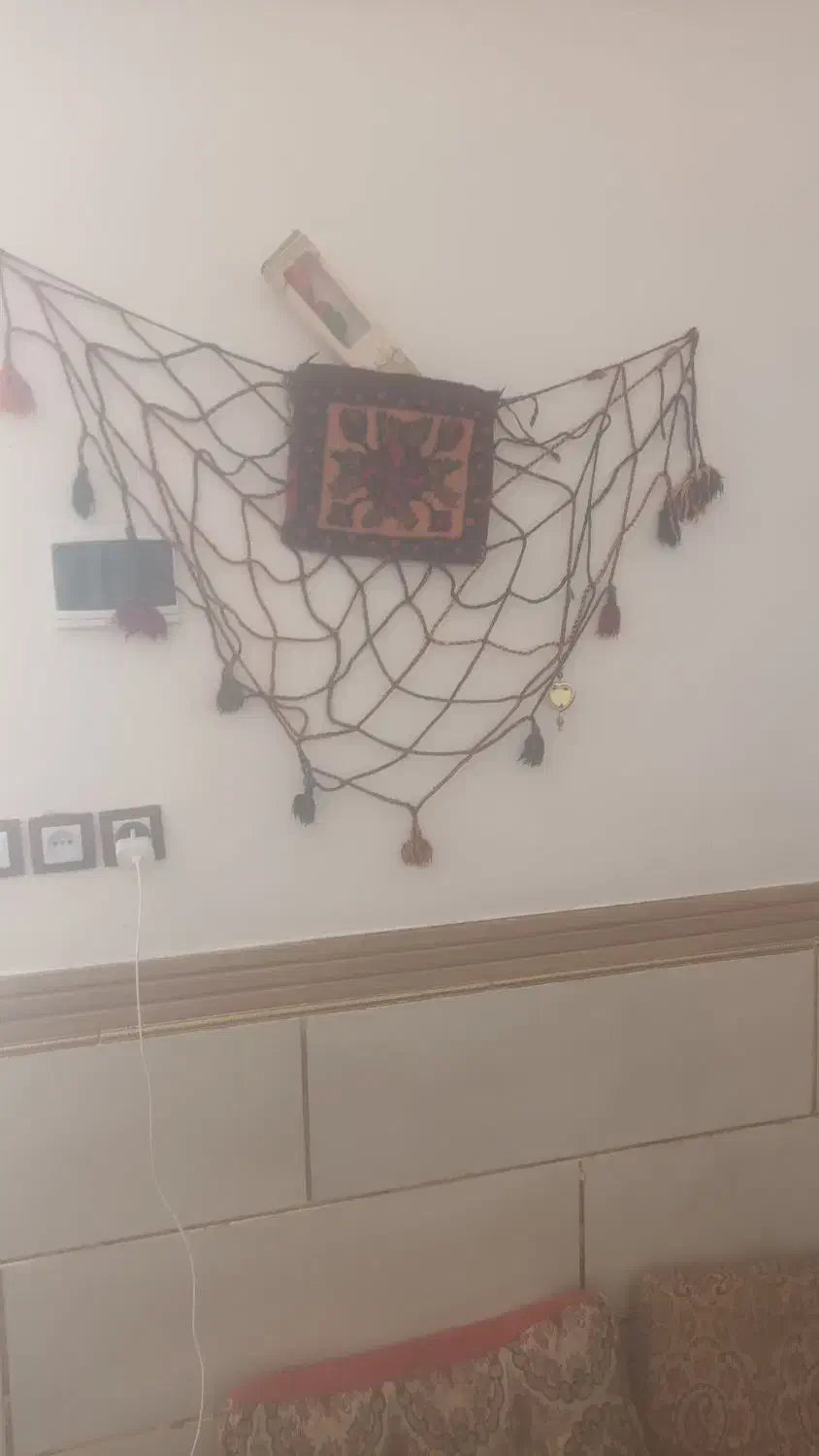 گلدان دست بافت قدیمی|صنایع دستی و سایر لوازم تزئینی|بردسیر, |دیوار