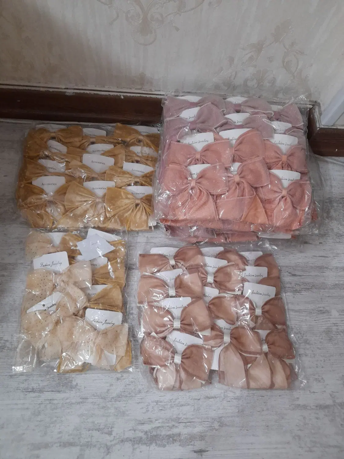 انواع گل سر،طرح پاپیون رنگ بندی های متنوع|زیورآلات و اکسسوری|تهران, خاوران|دیوار