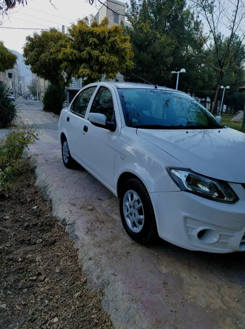 ساینا دنده ای سایپا|خودرو سواری و وانت|دورود, |دیوار