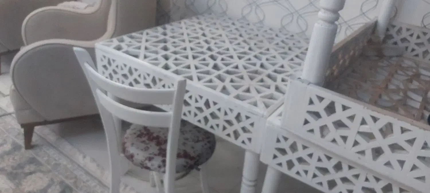 میز و صندلی و بخاری ۶عدد نو|کافیشاپ و رستوران|تربتحیدریه, باغ ملی|دیوار