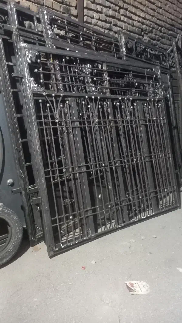 درب سنگین آهن آهنی حیاط حیاطی خانه|مصالح و تجهیزات ساختمان|تربت جام, جامرود|دیوار