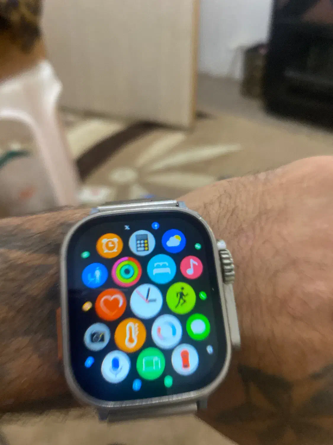 ساعت|ساعت|هشتگرد, فاز ۷ مهستان|دیوار