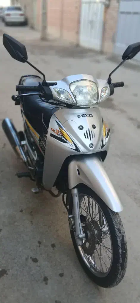 موتور بی کلاج ۱۳۰|موتورسیکلت|اصفهان, ملک‌شهر|دیوار