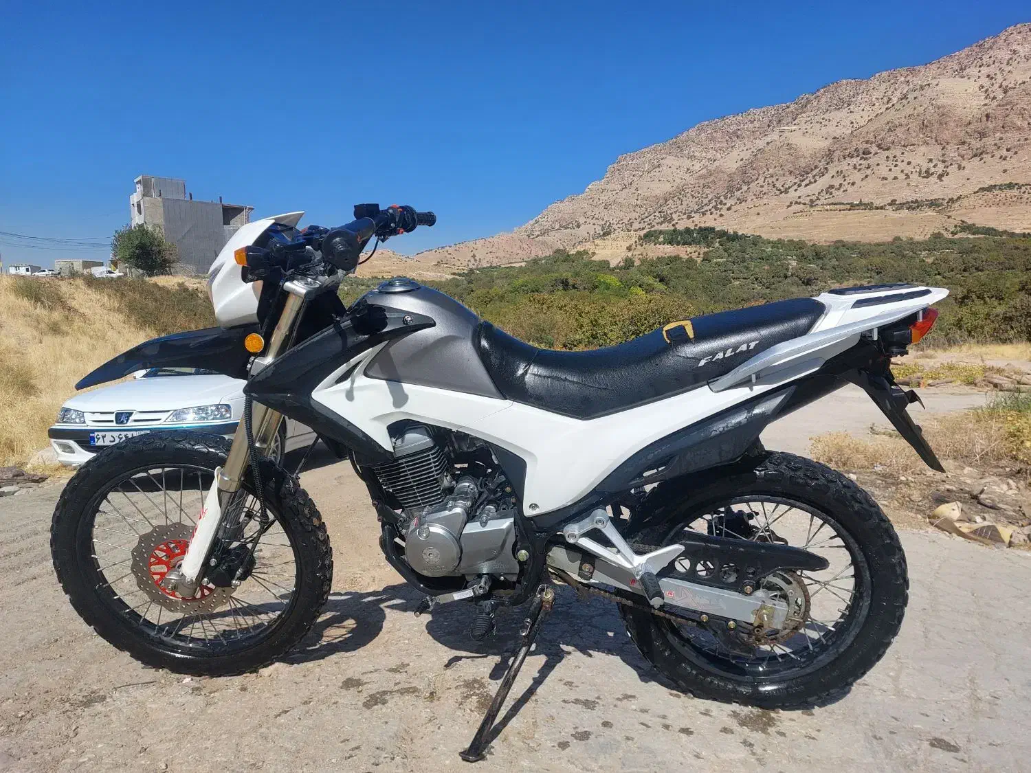 تریل فلات crf|موتورسیکلت|دالاهو, |دیوار