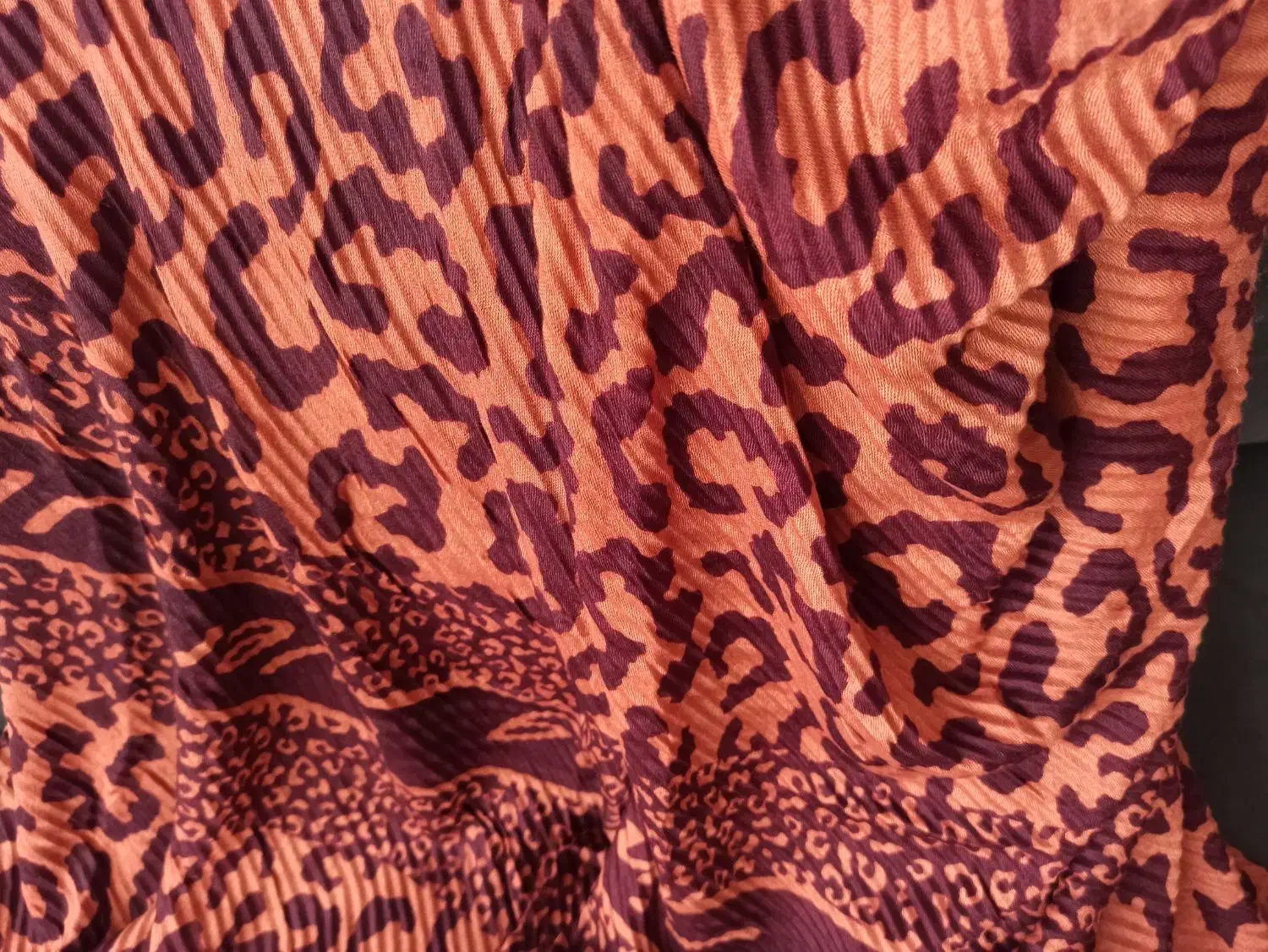 شال پاییزه پلیسه طرح پلنگی|لباس|تهران, میرداماد|دیوار