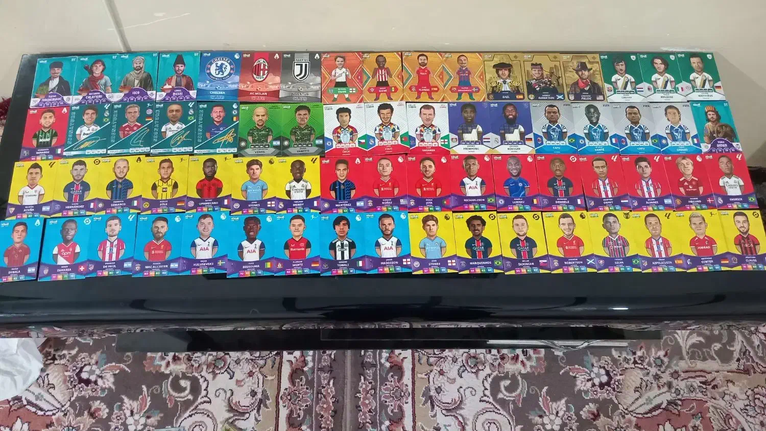 کیمدی نو|اسباببازی|بندر دیر, |دیوار