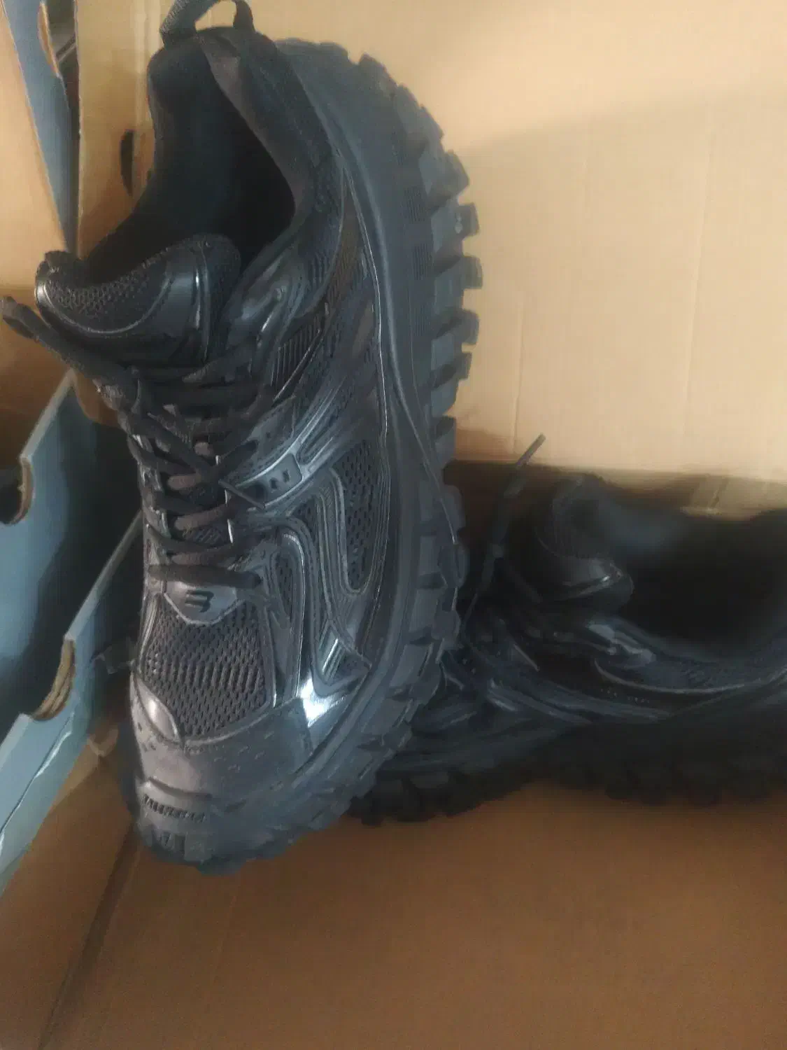 کفش بالنسیاگا|کیف، کفش، کمربند|اهواز, زیتون کارمندی|دیوار