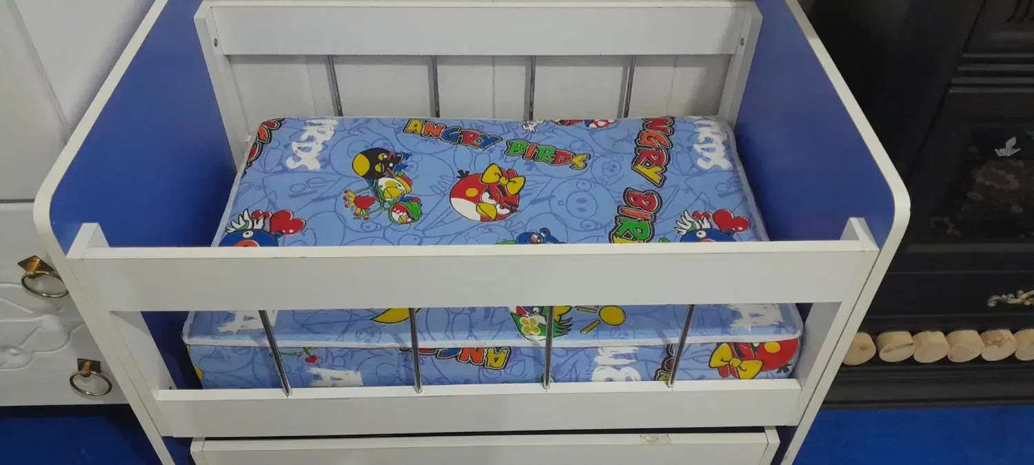 تختک خواب گهواره ای|تخت و سرویس خواب|قم, کلهری|دیوار