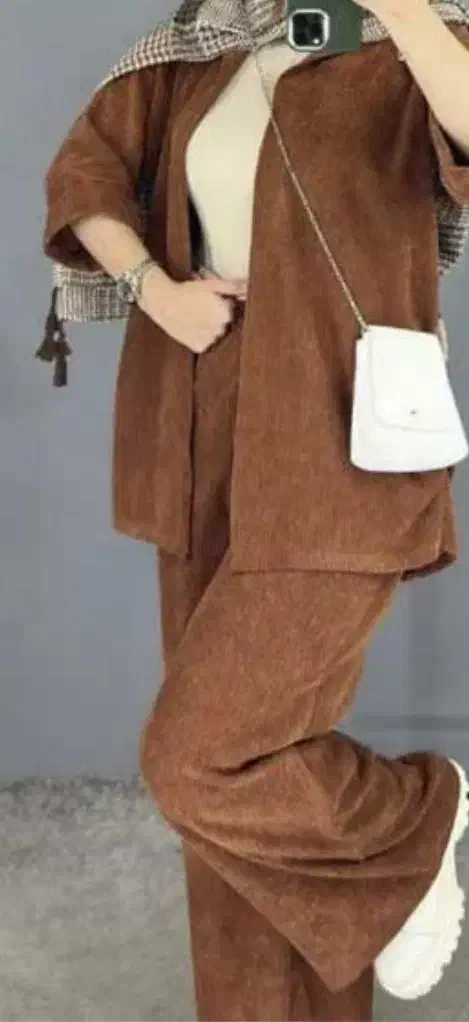 دوخت انواع لباسهای حرفه ای مجلسی زنانه و بچگانه|لباس|صدرا-فارس, فاز ۱|دیوار