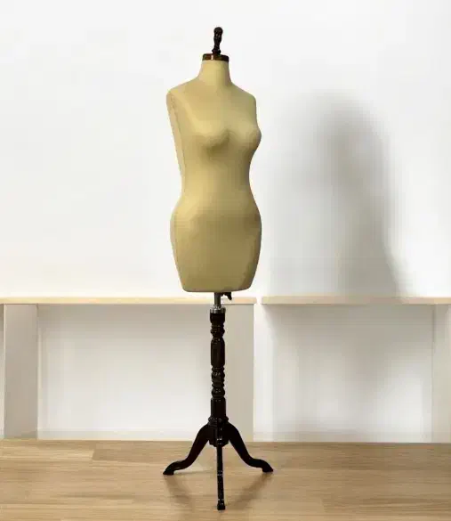 مانکن|لوازم خیاطی و بافتنی|کاشان, شهید زجاجی|دیوار