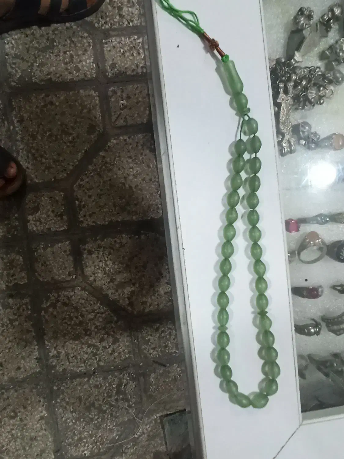 گیوه و تسبی شاه مقصود و کمربند|کیف، کفش، کمربند|برازجان, |دیوار