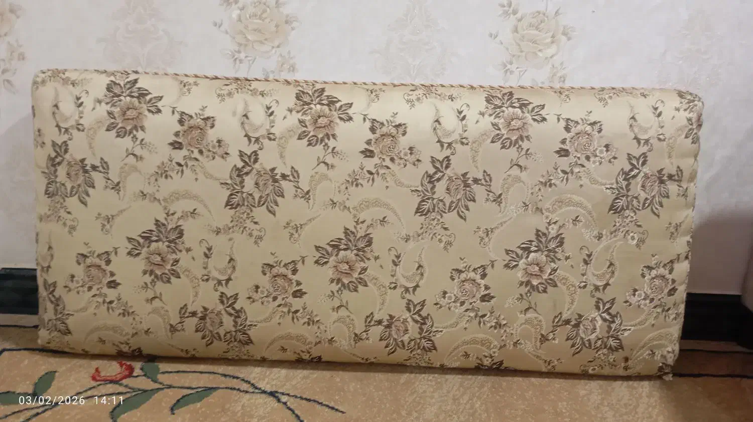 پشتی|پشتی|چوار, |دیوار