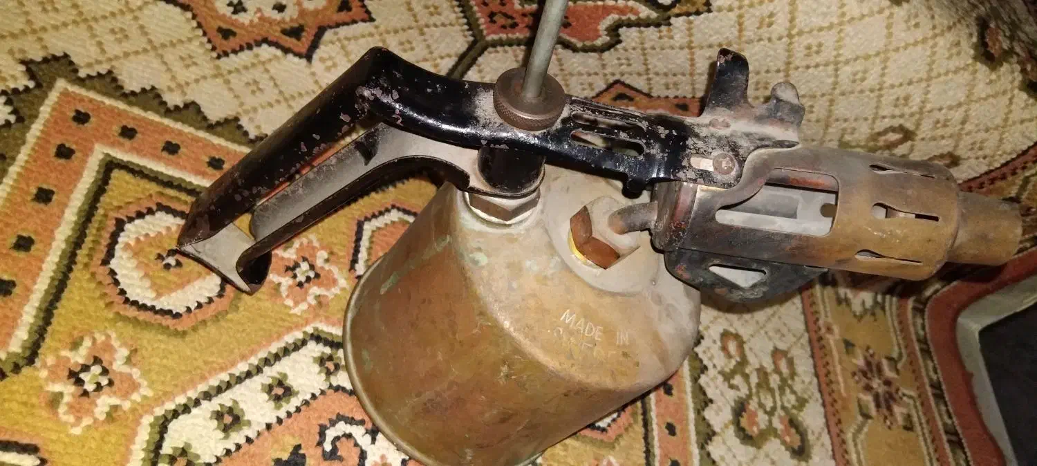 چراغ نفتی|کلکسیون اشیاء عتیقه|نسیم‌شهر, |دیوار